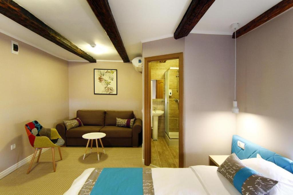 Hotel Casa Grinda Sibiu Esterno foto